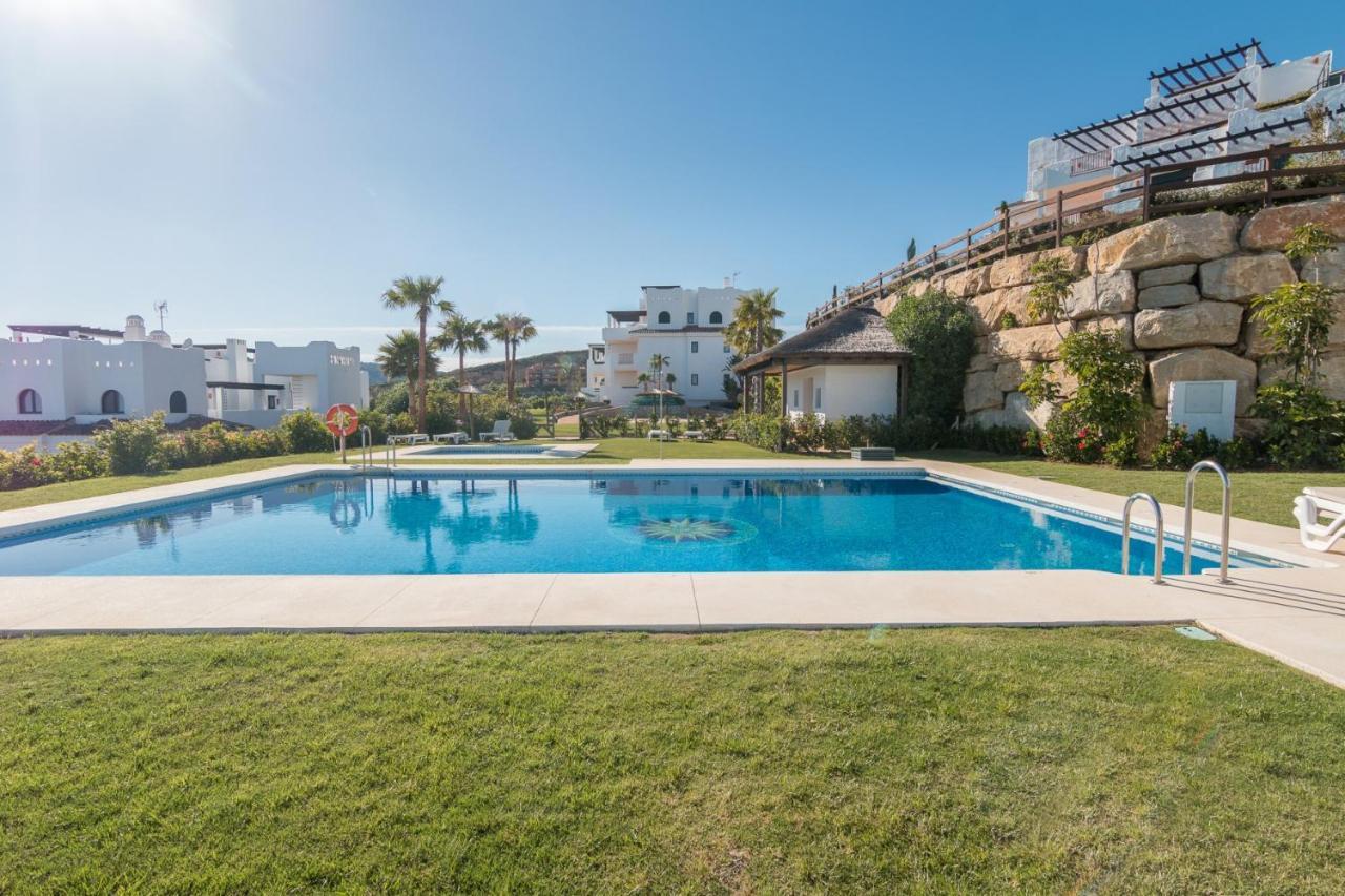 2186-Luxury Sea View Penthouse In Casares Costa Exterior foto